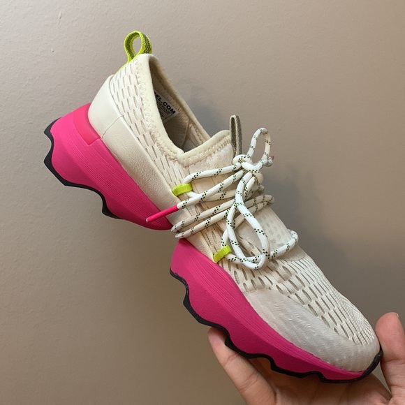 Sorel Pink, Beige, and Neon Yellow Shoes - Picture 15 of 15